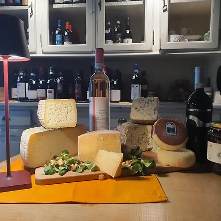 Cascina L'arche Vakantieboerderij Santo Stefano Belbo