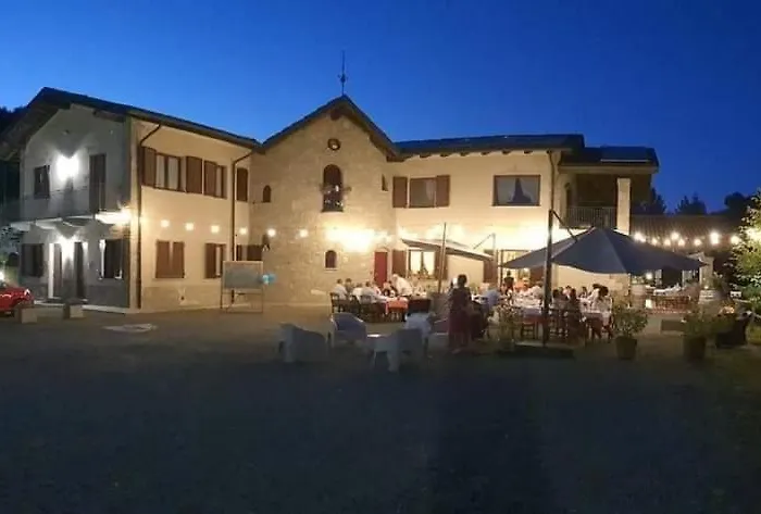 Cascina L'arche 圣斯泰法诺贝尔博