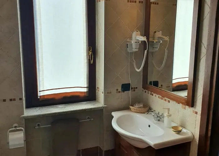 Cascina L'arche 农家乐 *