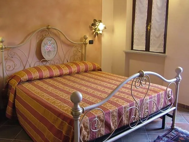 Cascina L'arche 圣斯泰法诺贝尔博
