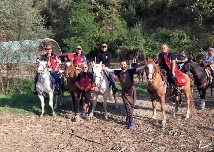 Cascina L'arche 农家乐 *